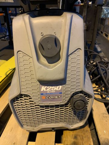 827744-3 Högtryckstvätt Comet K250