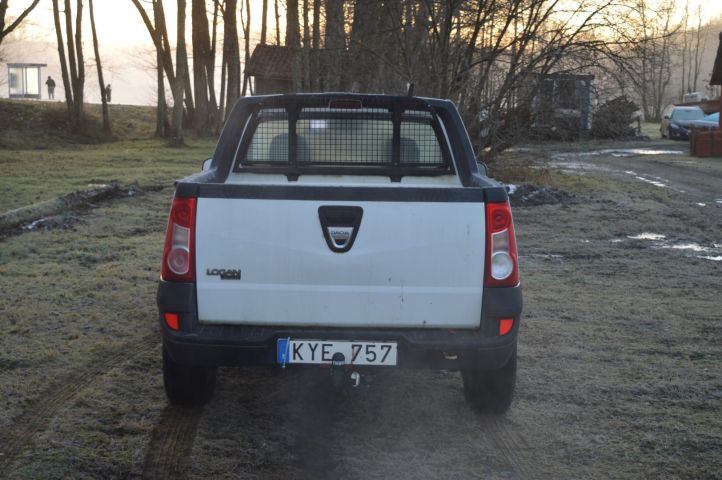 779465-4 Dacia Logan Pick-Up 1.6 Manual 87hp -2010