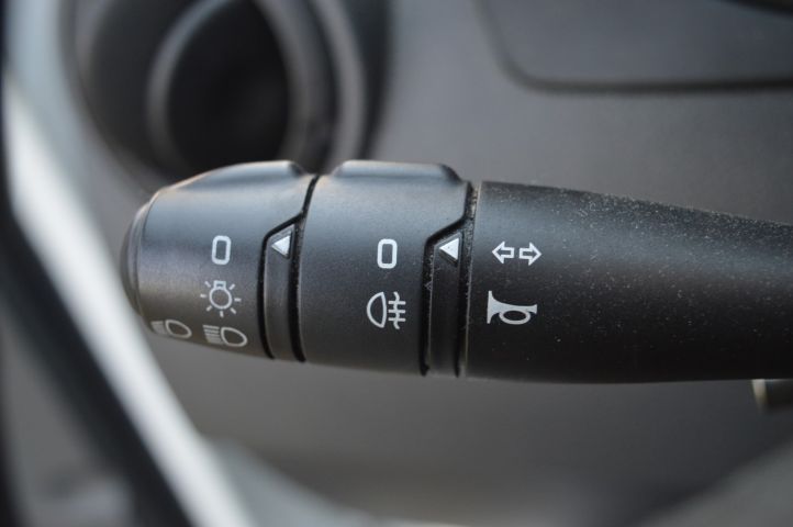 779465-25 Dacia Logan Pick-Up 1.6 Manual 87hp -2010