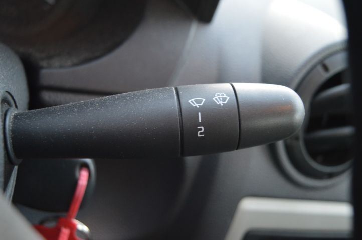 779465-26 Dacia Logan Pick-Up 1.6 Manual 87hp -2010