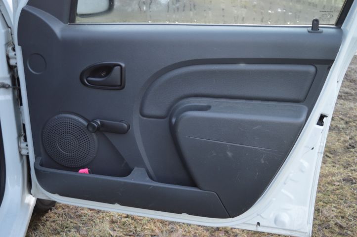 779465-29 Dacia Logan Pick-Up 1.6 Manual 87hp -2010