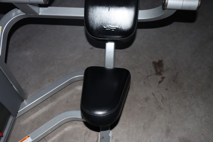 787861-7 Star Trac Impact Abdominal