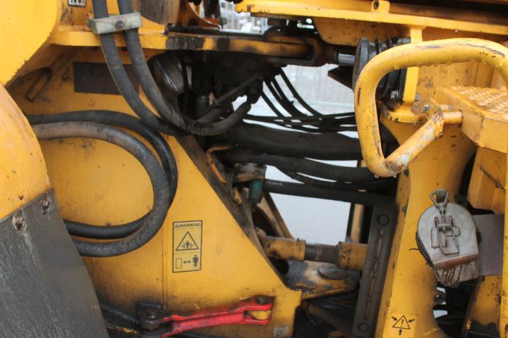 859105-14 Wheel loader, Volvo L120E, 2004