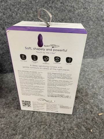 763919-10 Air pressure vibrator with accessories Womanizer Premium