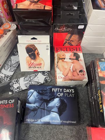 828675-8 BDSM Toys, Sex swing, Sex toys, Doll etc.