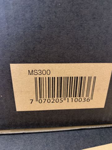 859289-3 Screen mount iiglo Pole Triple Monitor Stand