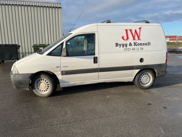 806113-2 Citroen Jumpy SK HDI 110, WOO730 -04