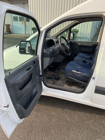 806113-18 Citroen Jumpy SK HDI 110, WOO730 -04