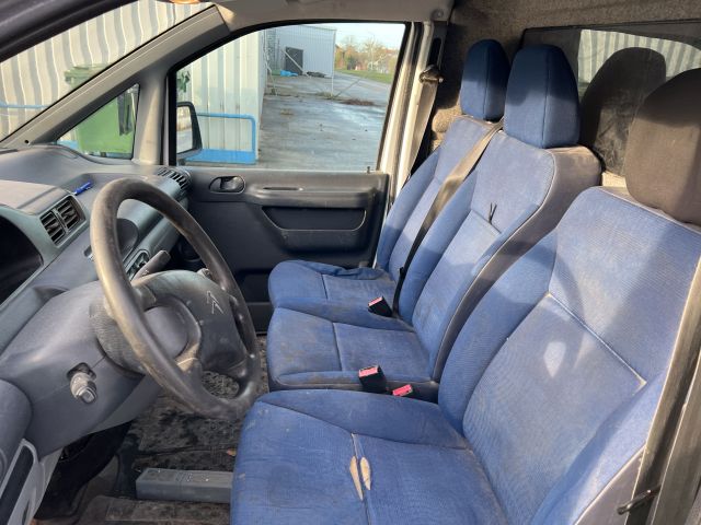 806113-20 Citroen Jumpy SK HDI 110, WOO730 -04