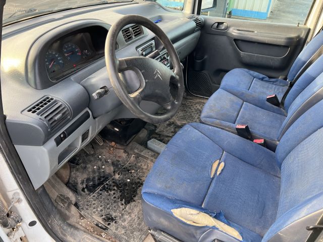 806113-27 Citroen Jumpy SK HDI 110, WOO730 -04