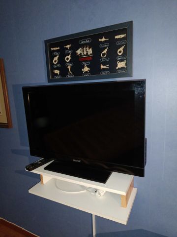 754208-7 Furniture and movables from 2 room apartment