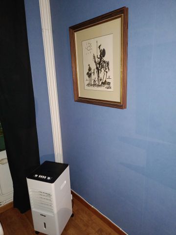 754208-8 Furniture and movables from 2 room apartment