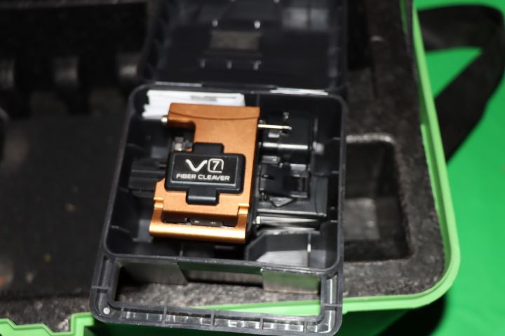 787831-2 Fibersvets View 7 ARC Fusion Splicer