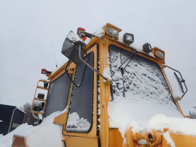 752279-24 Hymas backhoe loader (New VAT info)