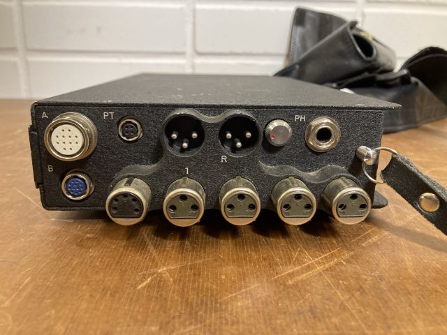 860447-2 SQN 4S Series IV Microphone Mixer