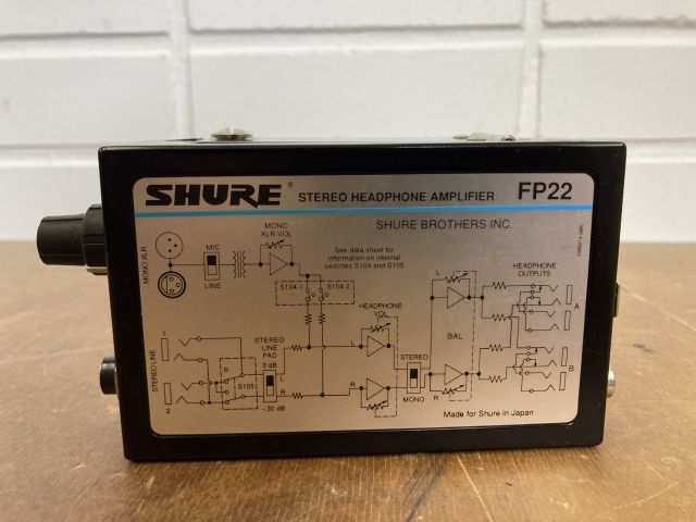 860452-5 Shure FP22 Stereo Headphone Amplifier