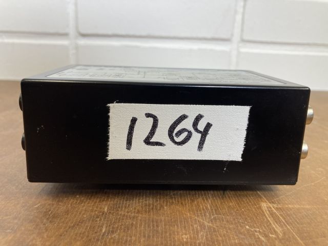 860452-7 Shure FP22 Stereo Headphone Amplifier