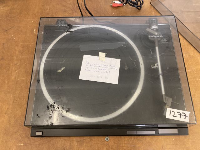 860465-6 Technics SL-QD3 ja 2 x SL-QD33 levysoittimia - Osiksi, ei pohjahintaa!