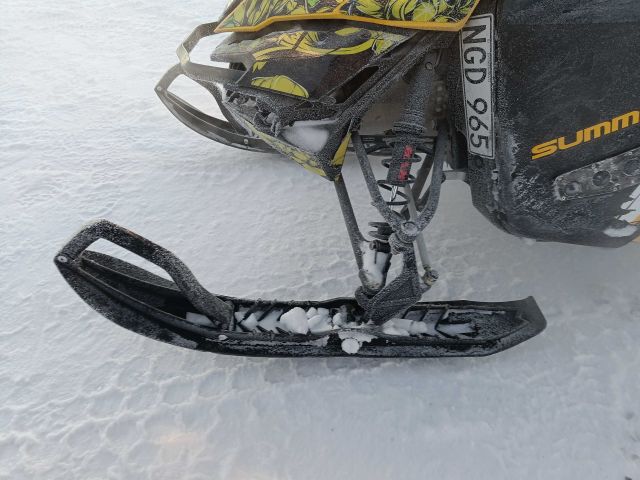 ski‐doo  XP800  163 2006 Ski-Doo MX Z Renegade X 800 H.O. Snowmobile Specs, Reviews