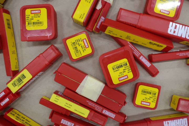 860277-5 Assortment of cutting tools Dormer (Drills, thread cuts and threaded pins)