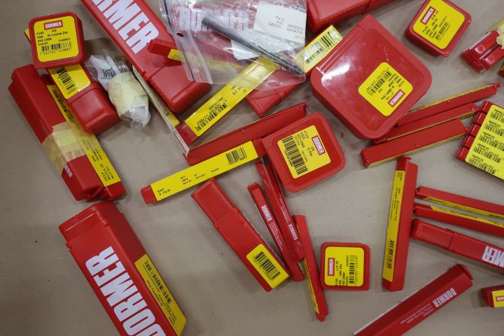 860277-7 Assortment of cutting tools Dormer (Drills, thread cuts and threaded pins)