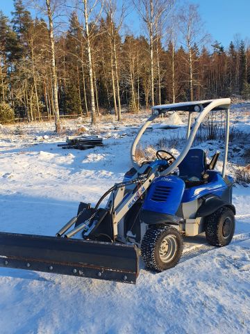 824429-7 Loader Multione M20D NEW MOVIE