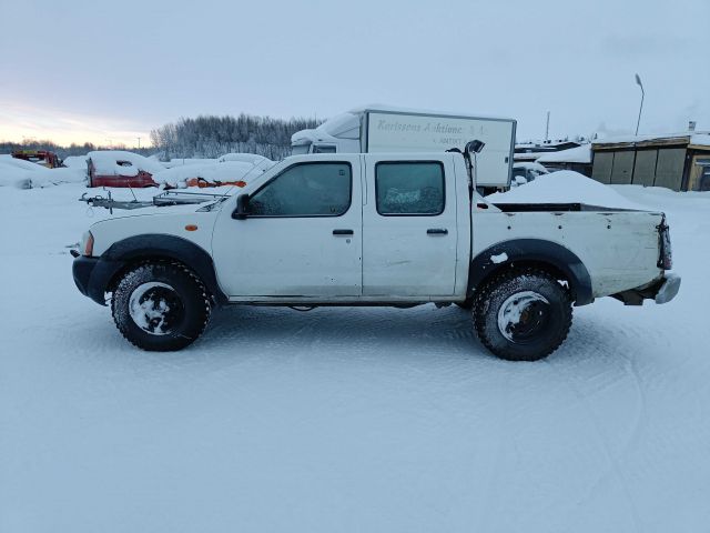 825953-2 Nissan NP300 -2011 Reg: FXP080 Repair Object