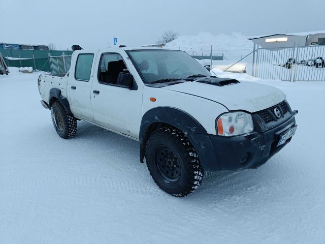 825953-7 Nissan NP300 -2011 Reg: FXP080 Repair Object