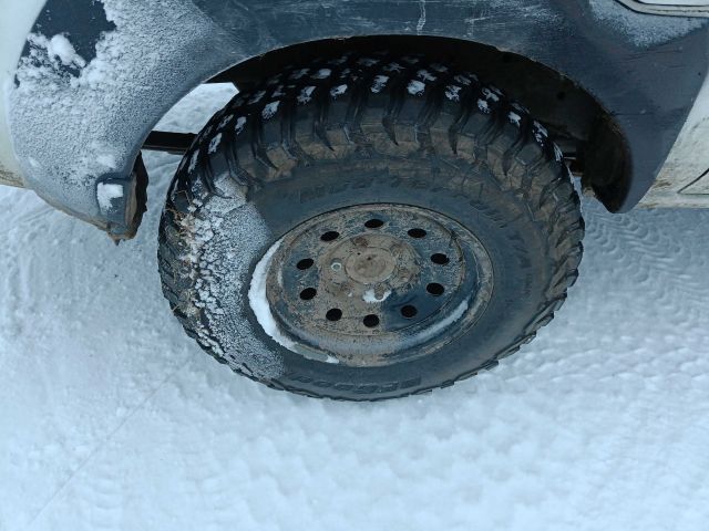 825953-13 Nissan NP300 -2011 Reg: FXP080 Repair Object