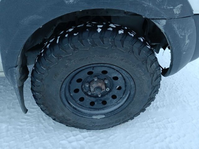 825953-15 Nissan NP300 -2011 Reg: FXP080 Repair Object