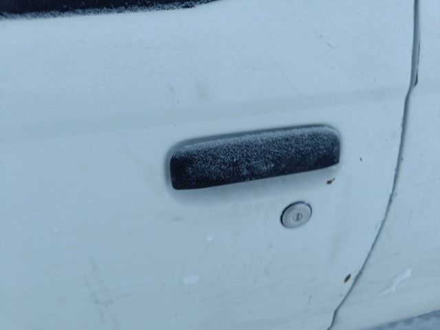 825953-28 Nissan NP300 -2011 Reg: FXP080 Repair Object