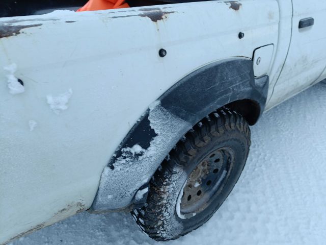 825953-47 Nissan NP300 -2011 Reg: FXP080 Repair Object