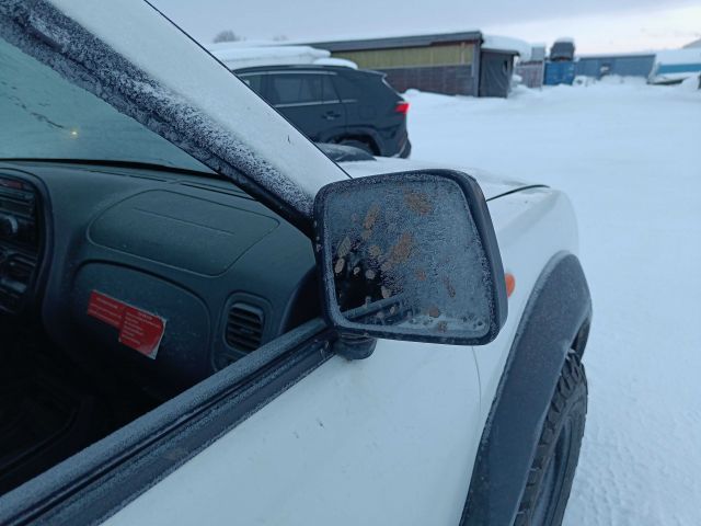 825953-53 Nissan NP300 -2011 Reg: FXP080 Repair Object
