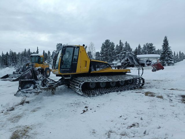 825955-2 Piste machine Prinoth Everest EPS -2003