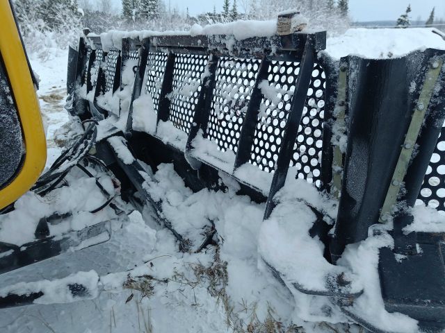 825955-24 Piste machine Prinoth Everest EPS -2003