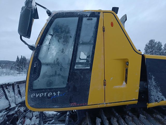 825955-30 Piste machine Prinoth Everest EPS -2003