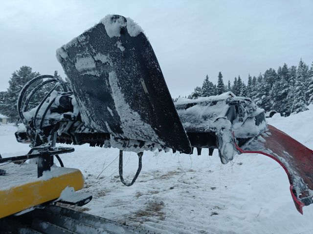 825955-59 Piste machine Prinoth Everest EPS -2003