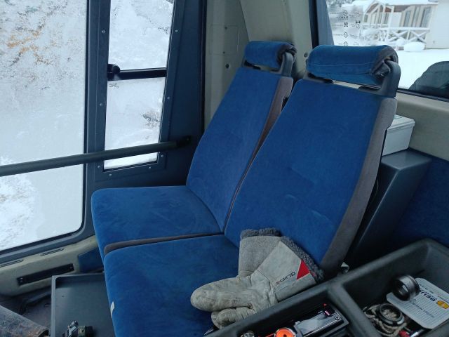 825955-78 Piste machine Prinoth Everest EPS -2003