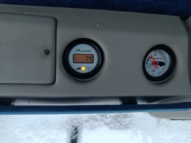 825955-81 Piste machine Prinoth Everest EPS -2003