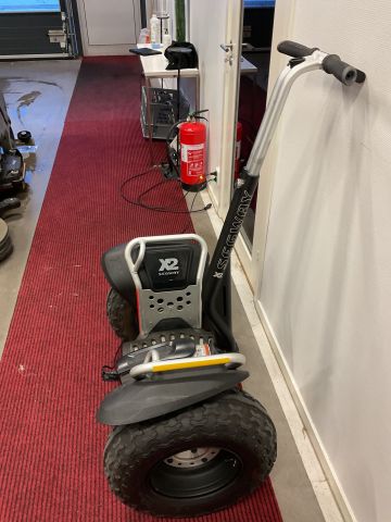 836496-2 Segway X2