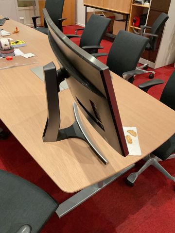 836503-3 Samsung böjd  större datorskärm
