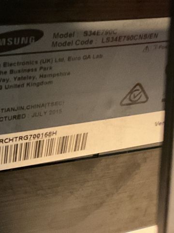 836503-7 Samsung böjd  större datorskärm