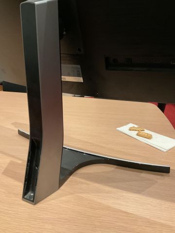 836503-11 Samsung böjd  större datorskärm
