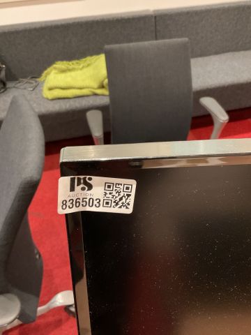 836503-14 Samsung böjd  större datorskärm