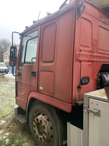 845013-14 Truck Volvo FL7 4x2 (Skylift, 227 hp, 505947 km) -1988 Rep obj