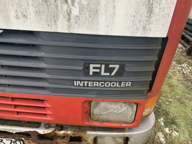 845013-27 Truck Volvo FL7 4x2 (Skylift, 227 hp, 505947 km) -1988 Rep obj