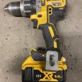 849058-13 Power hand tool 9 pieces of DeWALT with transport cart
