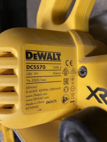 849058-21 Power hand tool 9 pieces of DeWALT with transport cart