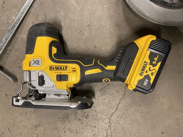 849058-23 Power hand tool 9 pieces of DeWALT with transport cart