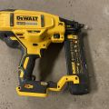 849058-52 Power hand tool 9 pieces of DeWALT with transport cart
